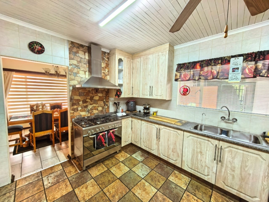 3 Bedroom Property for Sale in Vaalpark Free State